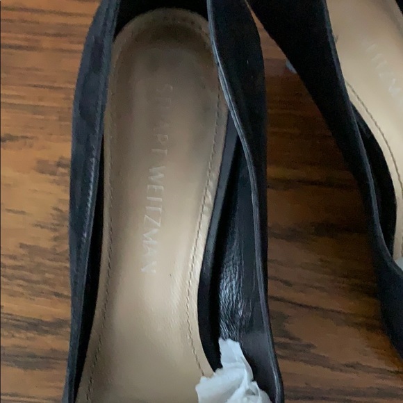 Stuart Weizmann black suede pumps size 9 - Picture 3 of 8